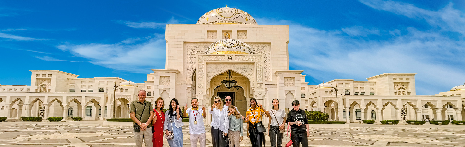 Sheikh Zayed Mosque & Qasr Al Watan Tour with Pickup